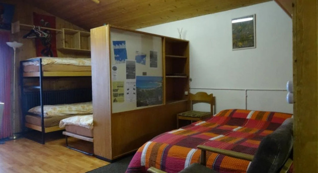 Free Spirit Lodge, Varaa Hotelli Fluehli Luzern