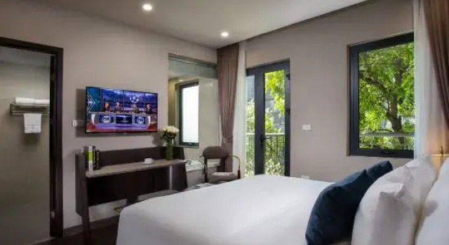 Полулюкс Hanoi LHeritage Diamond Hotel & Spa