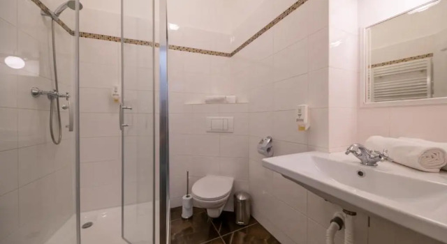 Двухместный номер Standard Caroline Old Town Square Hotel