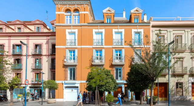 Spectacular 4BD apartment near Alcazar. San Fernando