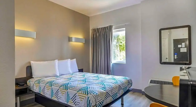 Номер Standard Motel 6-Cedar Park, TX
