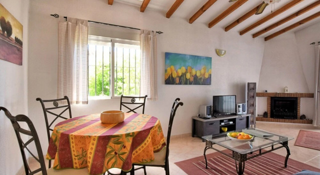 Nice Holiday Home With Private Swimming Pool Near Torre del Mar, Varaa Lomakoti Alcaucin Axarquía