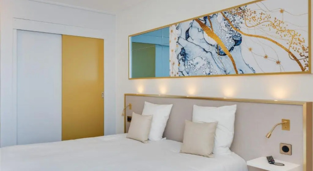 Номер Privilege Brit Hotel Orléans St Jean de Braye - LAntarès