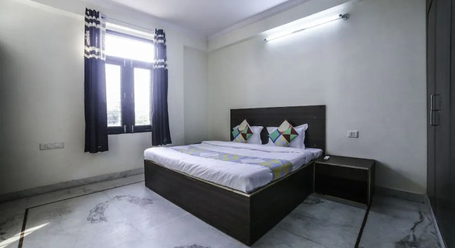 OYO Home 16420 Cosy 2BHK, Забронировать Отель Отели штата Раджастхана с парковкой, Парковка