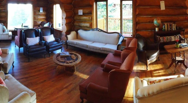 Spruce Hill Resort & Spa, Prenota Resort 108 Mile Ranch Cariboo Chilcotin Coast
