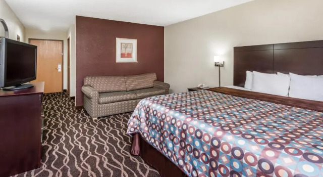 Люкс Days Inn & Suites by Wyndham Casey