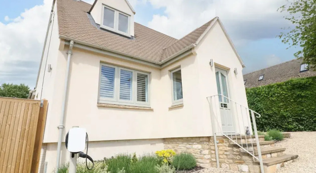 Tawny Cottage, Забронировать Дом для отпуска Отели в центре Берфорд, в центре