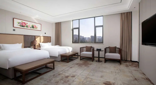 Четырёхместный номер Superior Ramada Encore by Wyndham Linqu Downtown