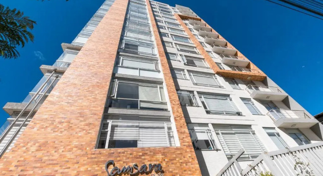 Suite de Lujo, Piso Alto, junto Parque Carolina, Book Hotel Quito Sierra