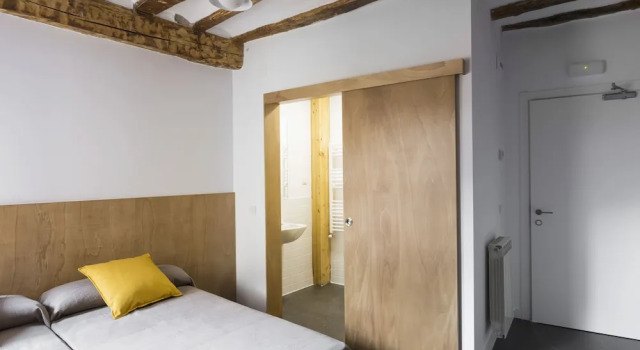 Hostel.B, Забронировать Отель Белорадо Burgos Province