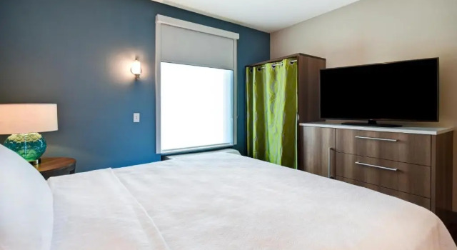 Двухместный люкс c 1 комнатой Home2 Suites By Hilton Terre Haute