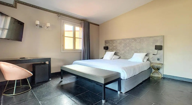 Полулюкс Hotel POZZO DI BORGO