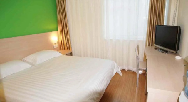 Jinghua Hotel Xingtai Train Station, Book Hotel Xingtai Hebei