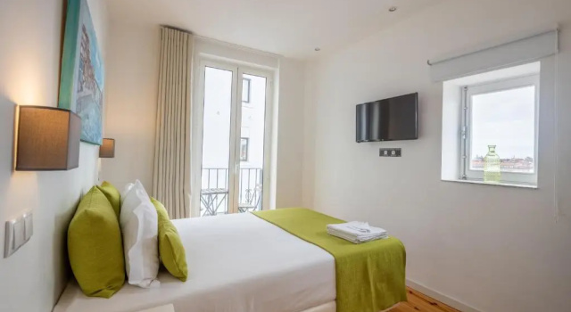 Студия с балконом и с видом на город Mystay Porto Batalha