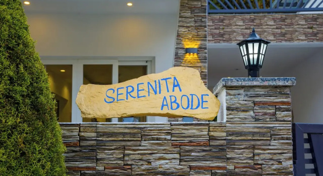 ELIVAAS Serenita Abode Tranquil Escape