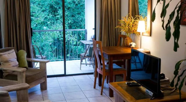 Africas Eden Guesthouse, Забронировать Гостевой дом Питермарицбург Midlands, рядом с Parklane Shopping Centre