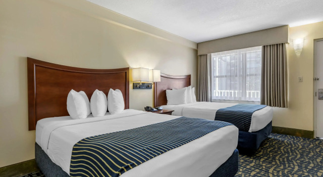 Четырёхместный номер Best Western Cocoa Beach - Port Canaveral