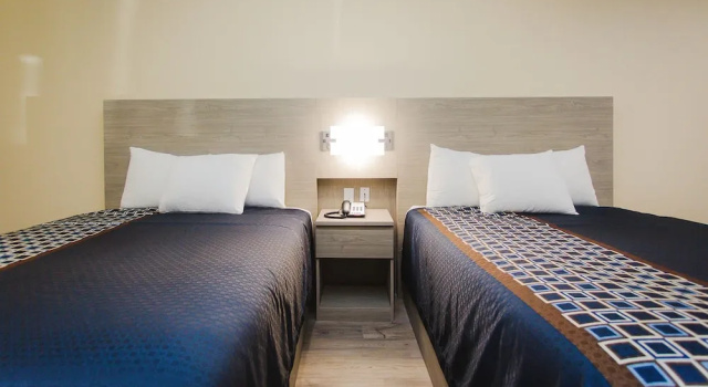Четырёхместный номер Standard Palace Inn Katy Ft. Bend