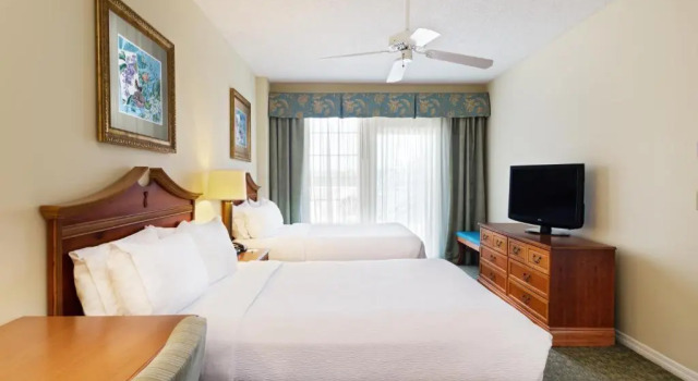 Люкс Holiday Inn & Suites Clearwater Beach S-Harbourside