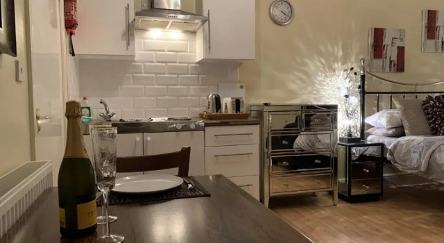 Southernwood - Studio 2, Забронировать Отель Отели в центре Дидкот, в центре