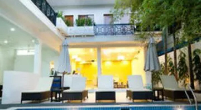 Hotel Nine, Buchen Sie Hotel Hotels in Kandal mit Frühstück, Frühstück