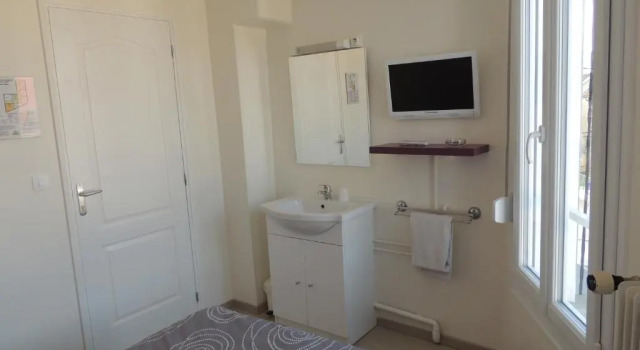 Номер Economy Hotel Le Colbert epernay