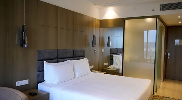 Двухместный номер Standard с видом на поле для гольфа Holiday Inn Chandigarh Panchkula