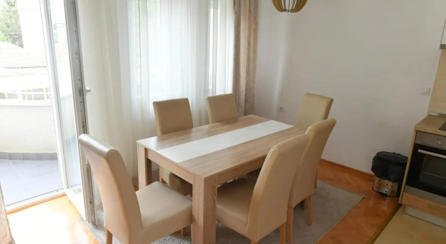 Dobi Apartmani WING, Buchen Sie Hotel Jagodina Zentralserbien