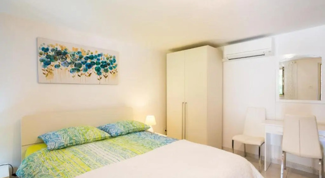 Студия Guest House Steel