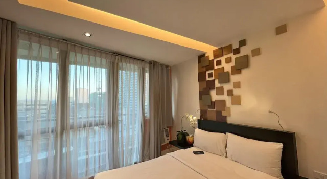 Люкс с 2 комнатами с балконом KL Serviced Residences Managed by HII