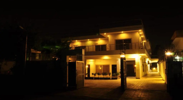 Reina Boutique Hotel - G6
