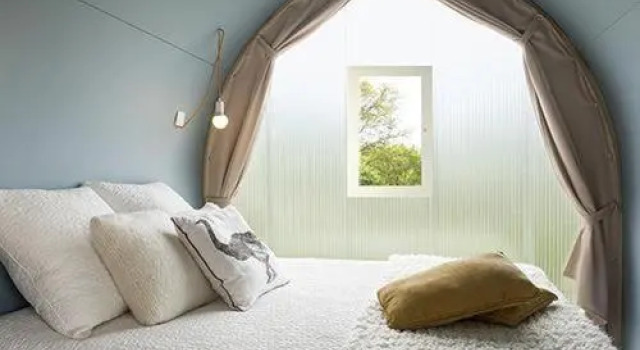 Camping de Feneyrolles, Rezerwuj Pole kempingowe Hotele w Correze z parkingiem, Parking