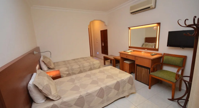 Двухместный номер Standard Saray Hotel