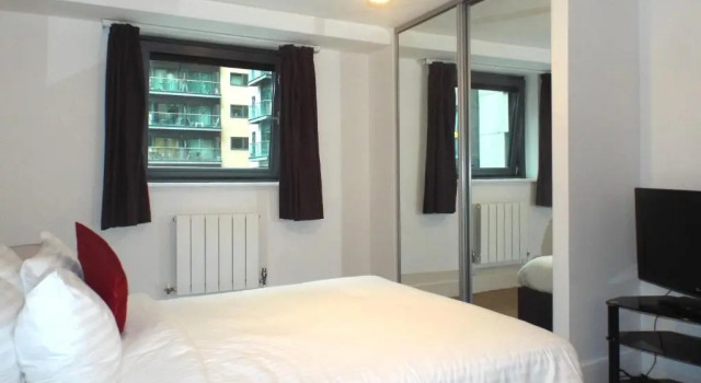 Апартаменты с видом на море Urban Rest Canary Wharf Apartments