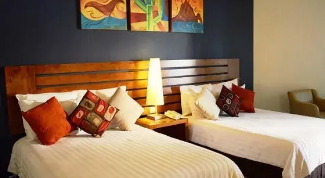 Четырёхместный номер Standard Grand Decameron Los Cabos, A Trademark All-Inclusive Resort