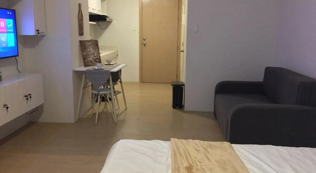 M Place at Abs by Noemi, Забронировать Отель Кесон-Сити 