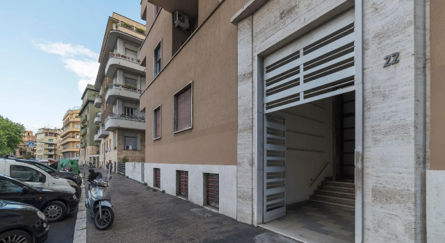 Tiber Stylish Apartment, Prenota Appartamento Villa Borghese/Parioli 