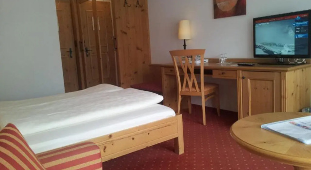 Номер Comfort Hotel Dufour Chalet