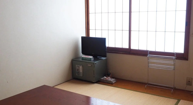 Asahiya Ryokan (Shodoshima), Prenota Hotel Tonosho Kagawa