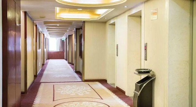 Vienna Hotel (Chengdu Convention and Exhibition Center Huayang Metro Station), Boek Hotel Hotels in Chengdu met parkeren, Parkeren