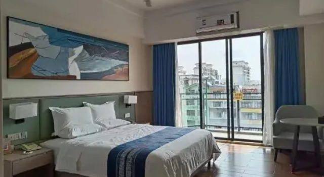 Leyuan Hotel(琼中乐园酒店), Buchen Sie Hotel Yinggen 
