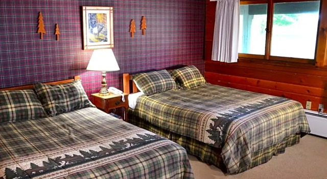 Люкс Deluxe Birchwood Inn