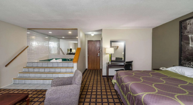 Двухместный номер Deluxe Super 8 by Wyndham Munfordville KY