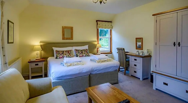 Двухместный семейный номер Standard Loch Leven Hotel & Distillery