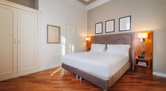 Семейный номер Hotel Embassy
