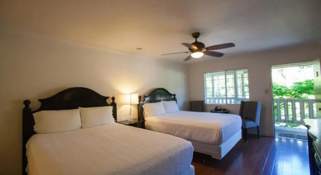 Четырёхместный номер Standard The Jack London Lodge