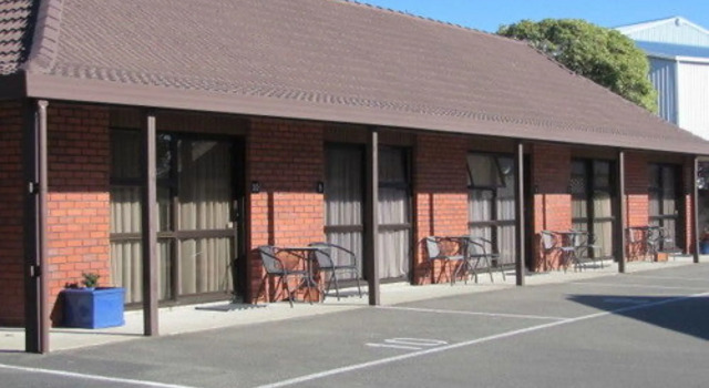 Amber Court Motel Nelson, Забронировать Мотель Тахунануи Нельсон, рядом с Пляж-заповедник Тахунануи