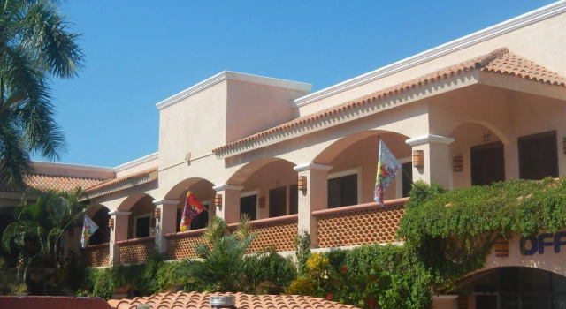 Los Barriles Hotel, Забронировать Отель Отели Южной Нижней Калифорнии с парковкой, Парковка