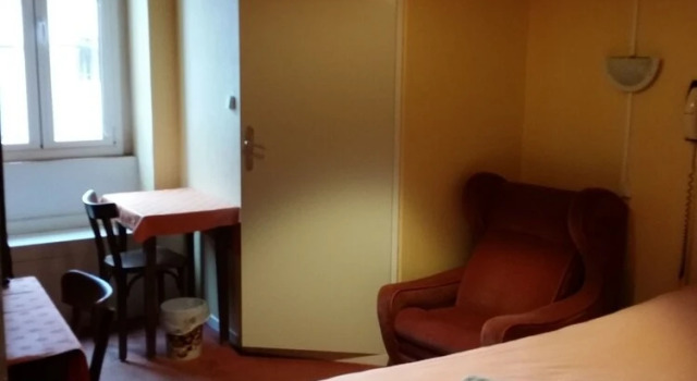 Hostellerie Le Relais, Prenota Hotel Prats-de-Mollo-la-Preste Pirenei orientali