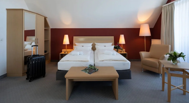 Полулюкс Hotel Mainpromenade ***S
